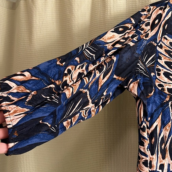 Ladies blouse NWT - Picture 4 of 5